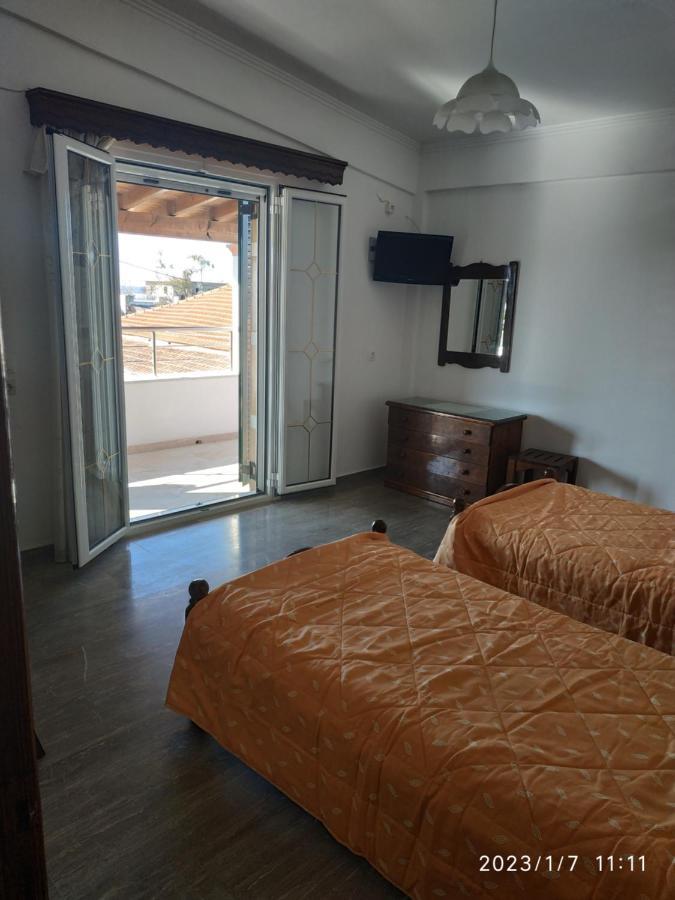 Gerekos Studios And Apartments Agios Georgios  Buitenkant foto
