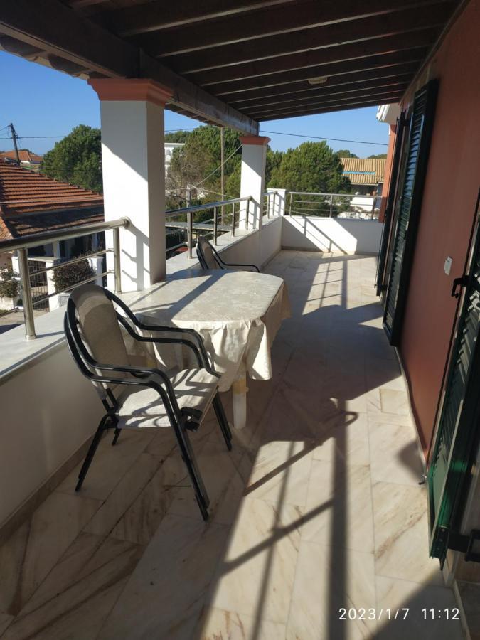 Gerekos Studios And Apartments Agios Georgios  Buitenkant foto