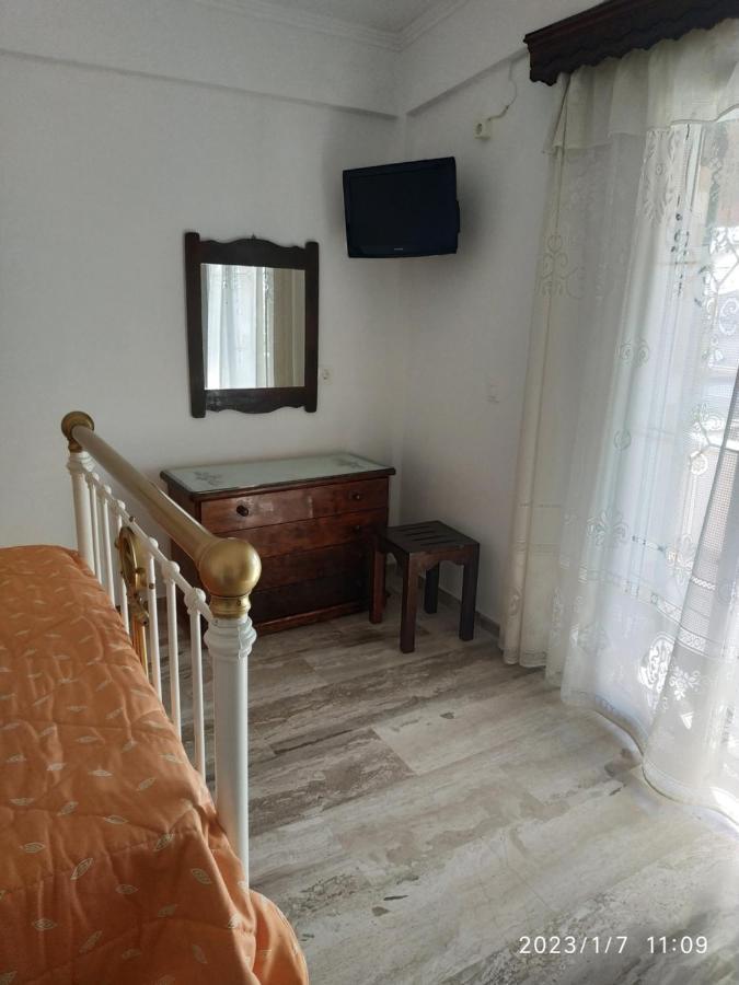 Gerekos Studios And Apartments Agios Georgios  Buitenkant foto