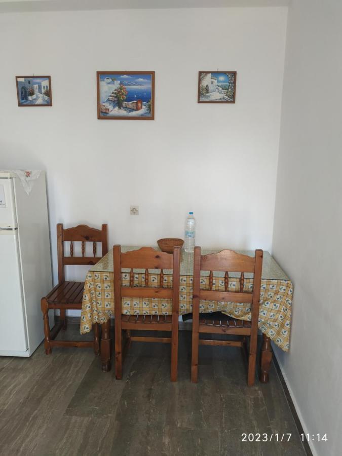 Gerekos Studios And Apartments Agios Georgios  Buitenkant foto